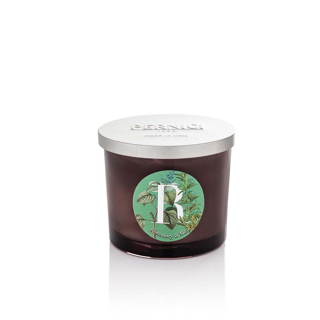 Candela profumata Elementi 200gr profumazione Rosemary & Mint di Pernici in still life